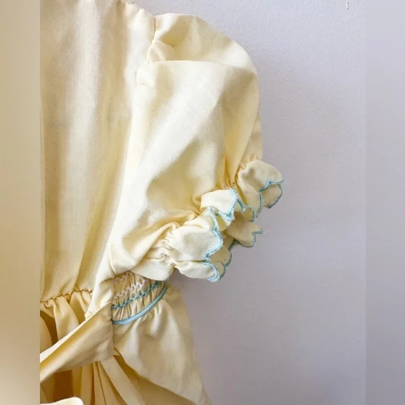 Vintage - Smocked Dress - Short Puff Sleeves - Yellow - Size 2T - Picture 4 of 9